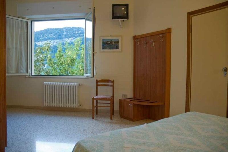 Hotel Viola Caramanico Terme Ngoại thất bức ảnh